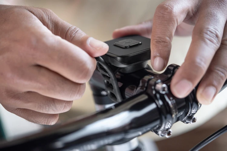 Peak Design Universal Bar Mount