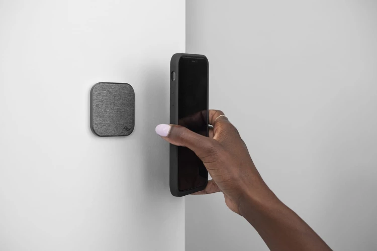Peak Design Wall Mount iPhone