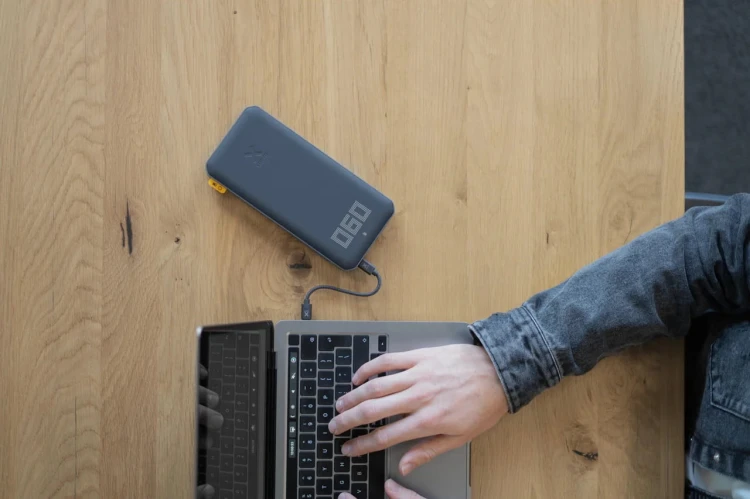 Powerbank XTORM Titan USB-C 60W 24000 mAh (czarny)