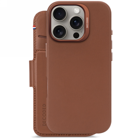 Etui Decoded Leather Wallet Magsafe iPhone 16 Pro (brązowy)
