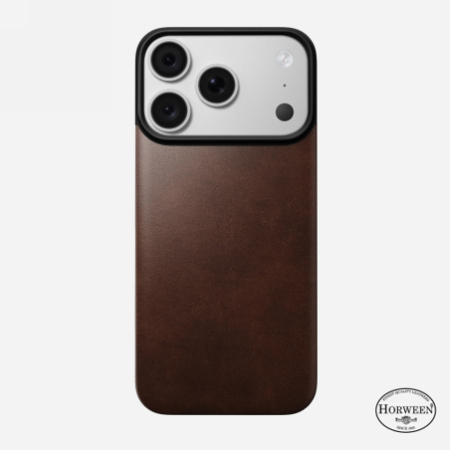 NOMAD Magnetic Leather Back - skórzana nakładka magnetyczna iPhone 18 Pro-17 Pro, MagSafe (rustic brown)_1.png